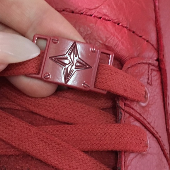 New/Never worn Franco Red in box. - Picture 6 of 6