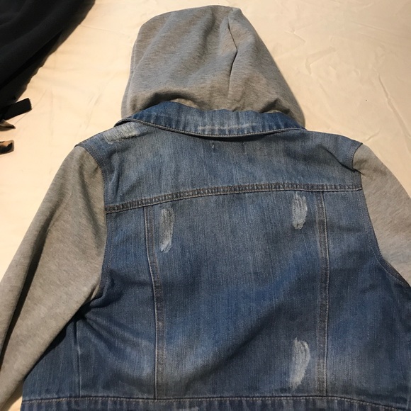 Jean jacket - Picture 3 of 3