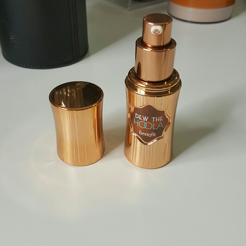 Benefit Dew the Hoola