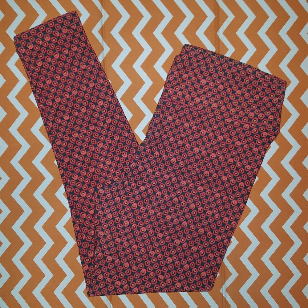 Lularoe TC Retro Navy/Pink Dots Leggings