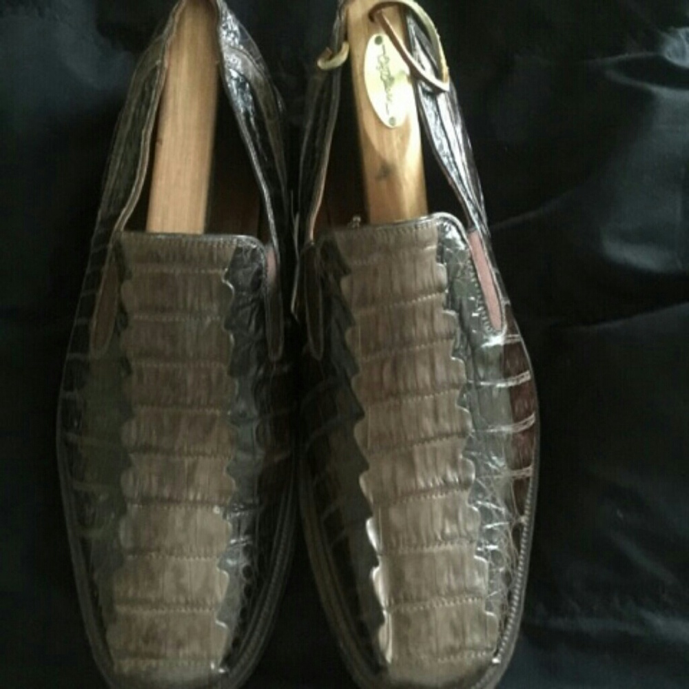Shoes - Picture 2 of 6