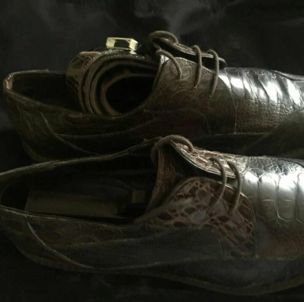 Shoes - Picture 5 of 6