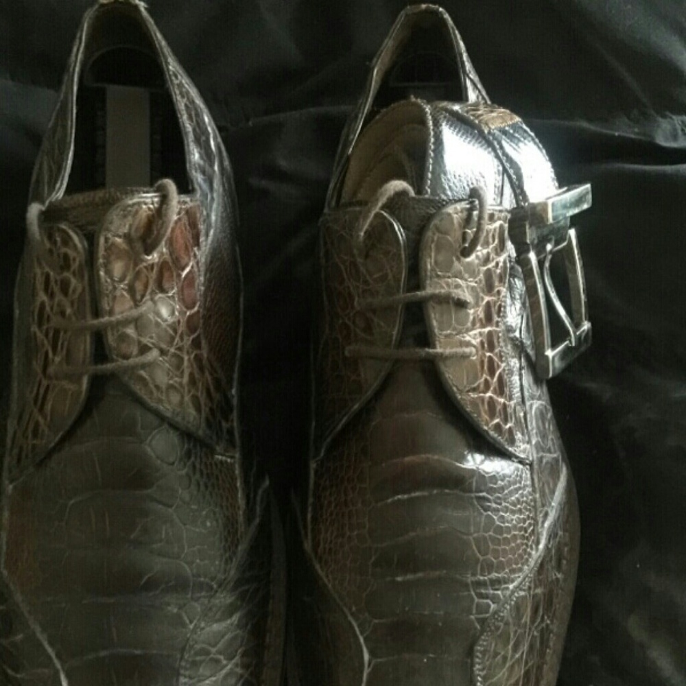 Shoes - Picture 6 of 6