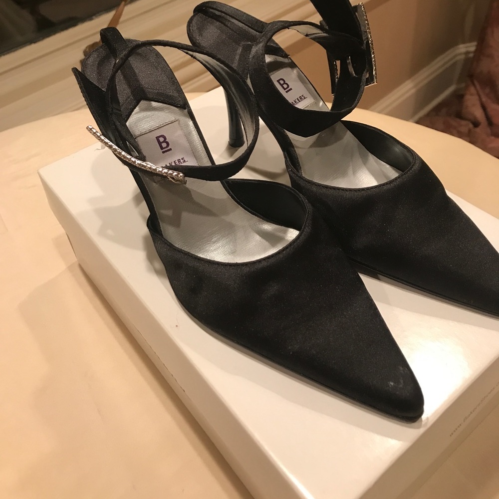 Black dress shoes ankle strap size 6 original box