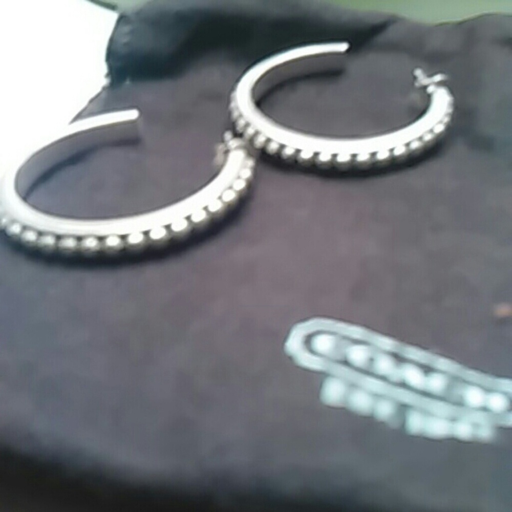 SOLD !♥️Coach hoop earrings Authentic! - Picture 2 of 6