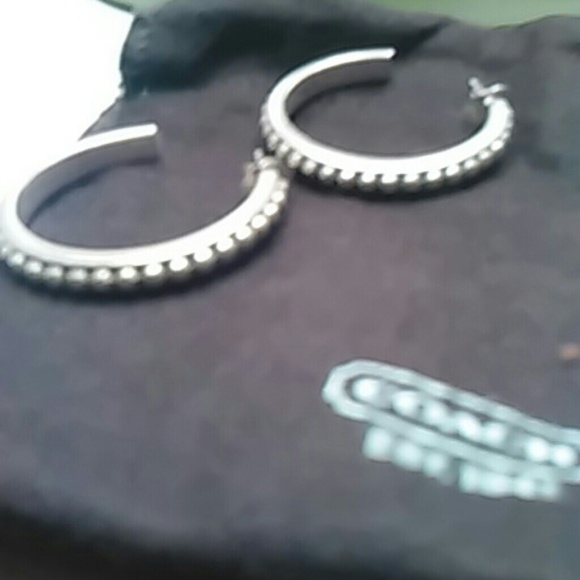 SOLD !♥️Coach hoop earrings Authentic! - Picture 2 of 6