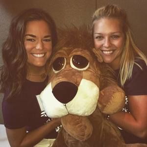 Meet your Posher, Wallis