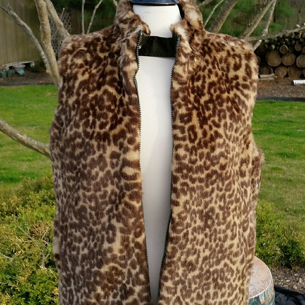 Guess Reversible Vest