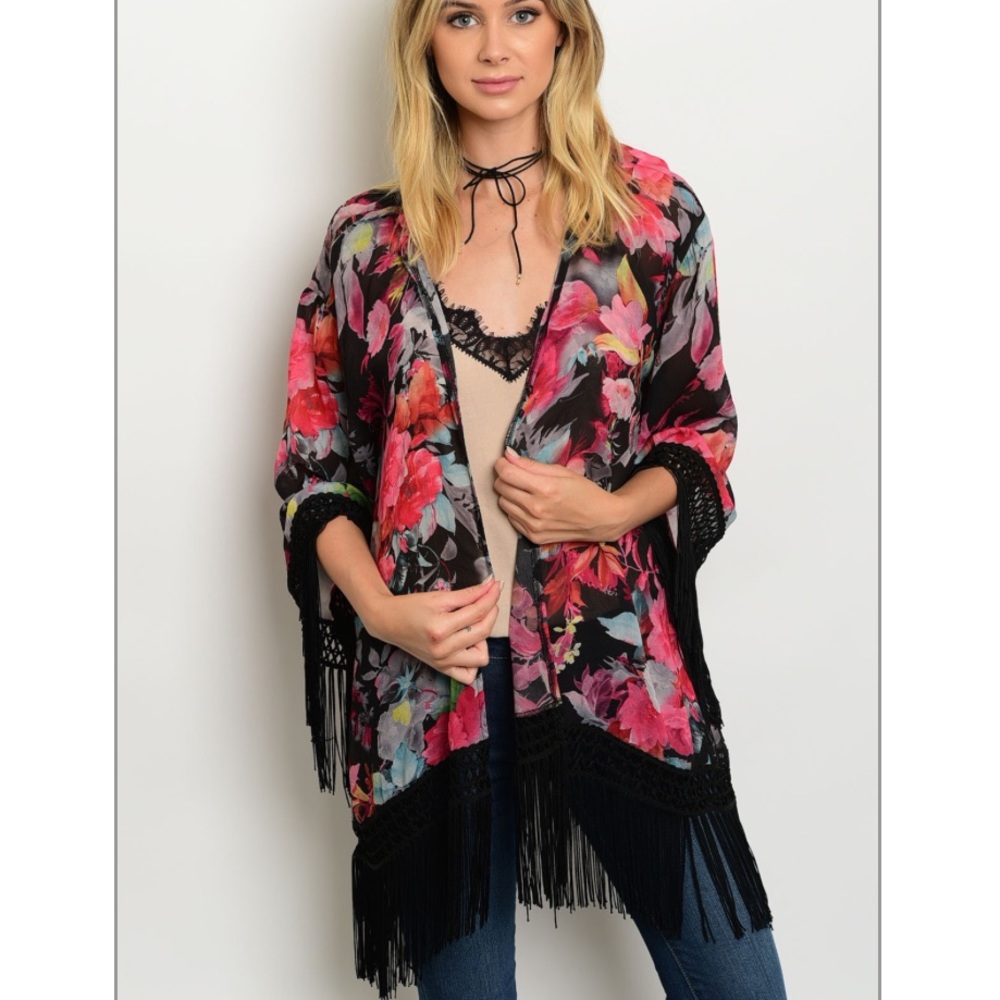 LAST 1βοΈBlack Floral Kimono Cardigan w/ Fringe - Picture 2 of 5