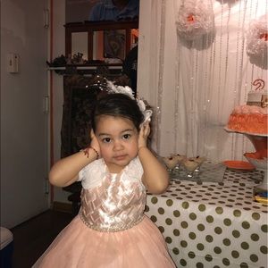 Meet your Posher, Tara