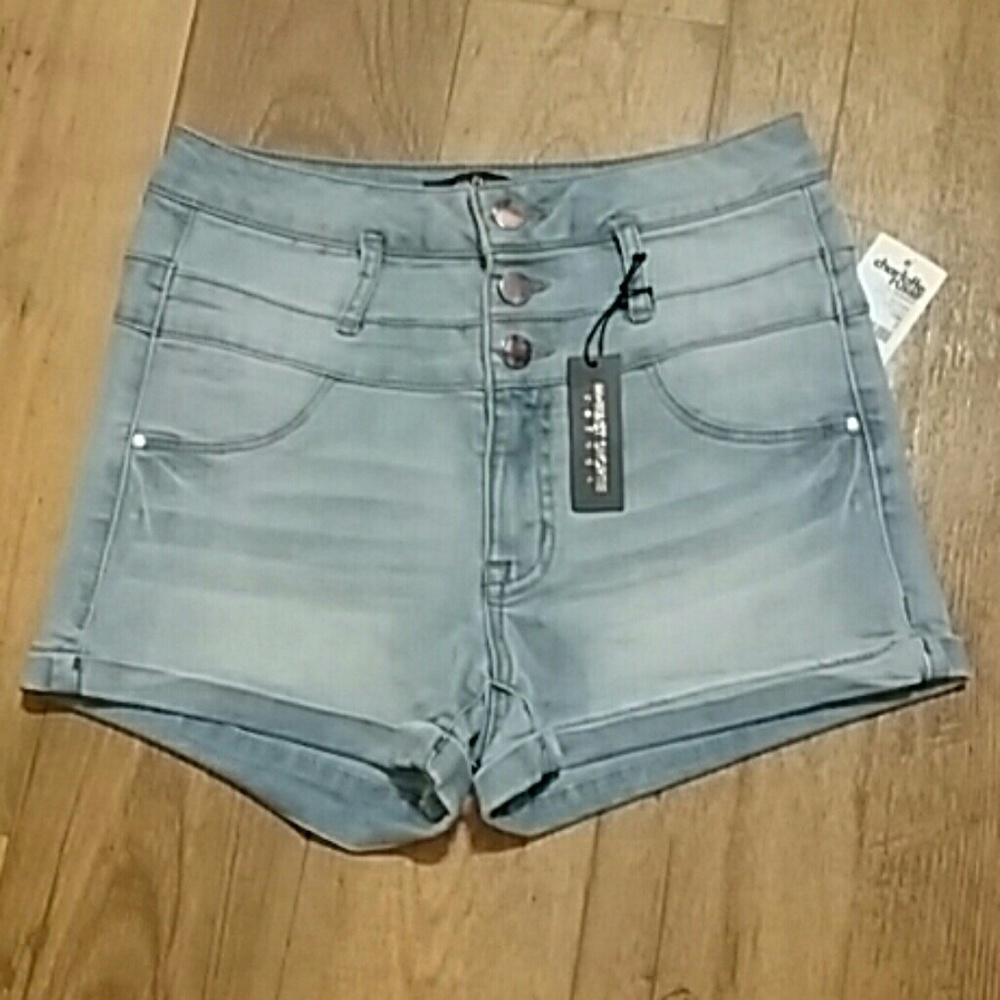 Refuge shorts