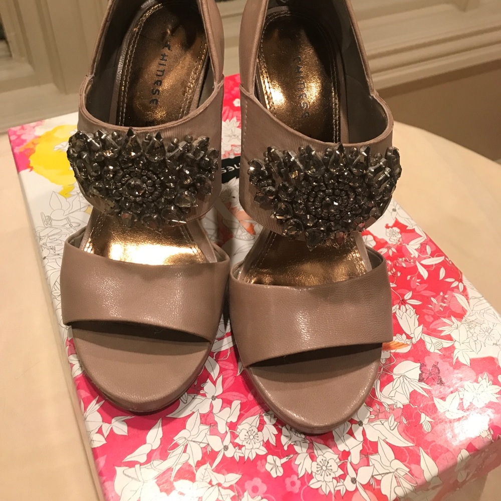 Taupe dress sandals by Chinese Laundry