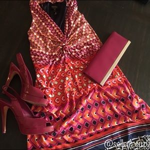 Laundry by Shelli Segal Twist Front Halter Plunge