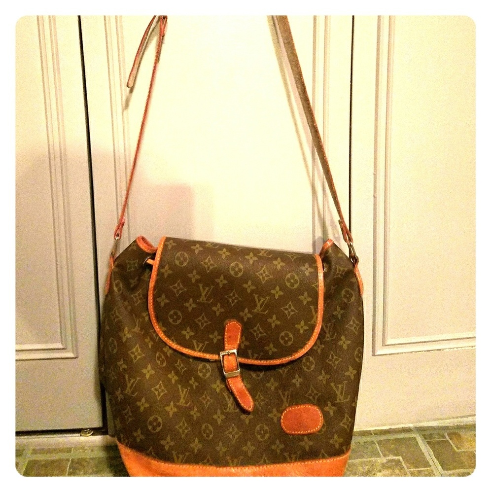 Authentic vintage leather Louis vhitton