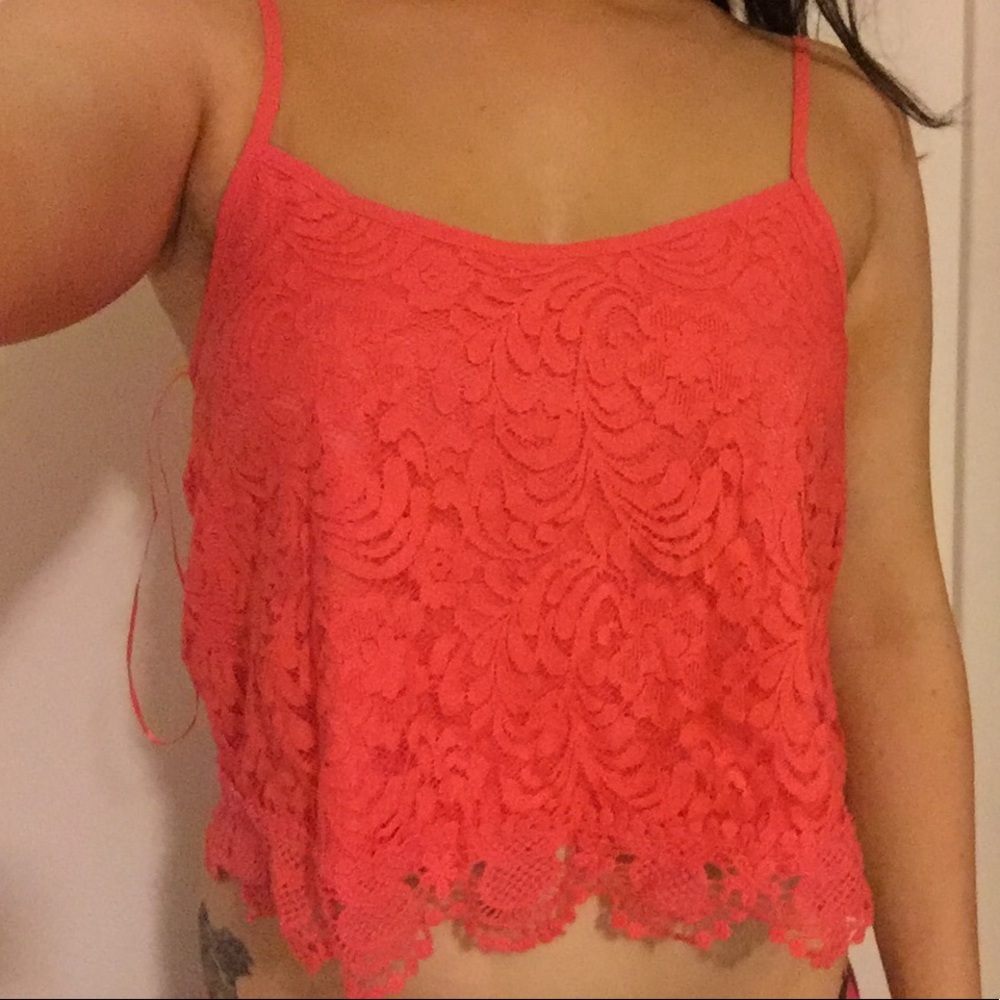 Crop top - Picture 2 of 2
