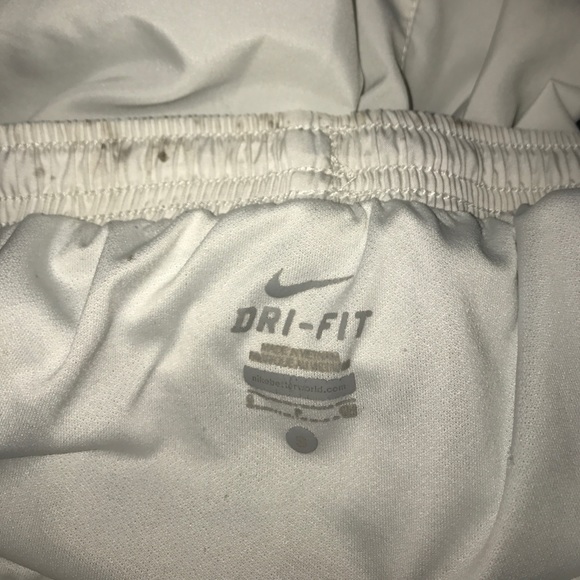 Nike Dri-Fit shorts - Picture 4 of 4