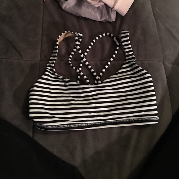 sports bra - Picture 1 of 2