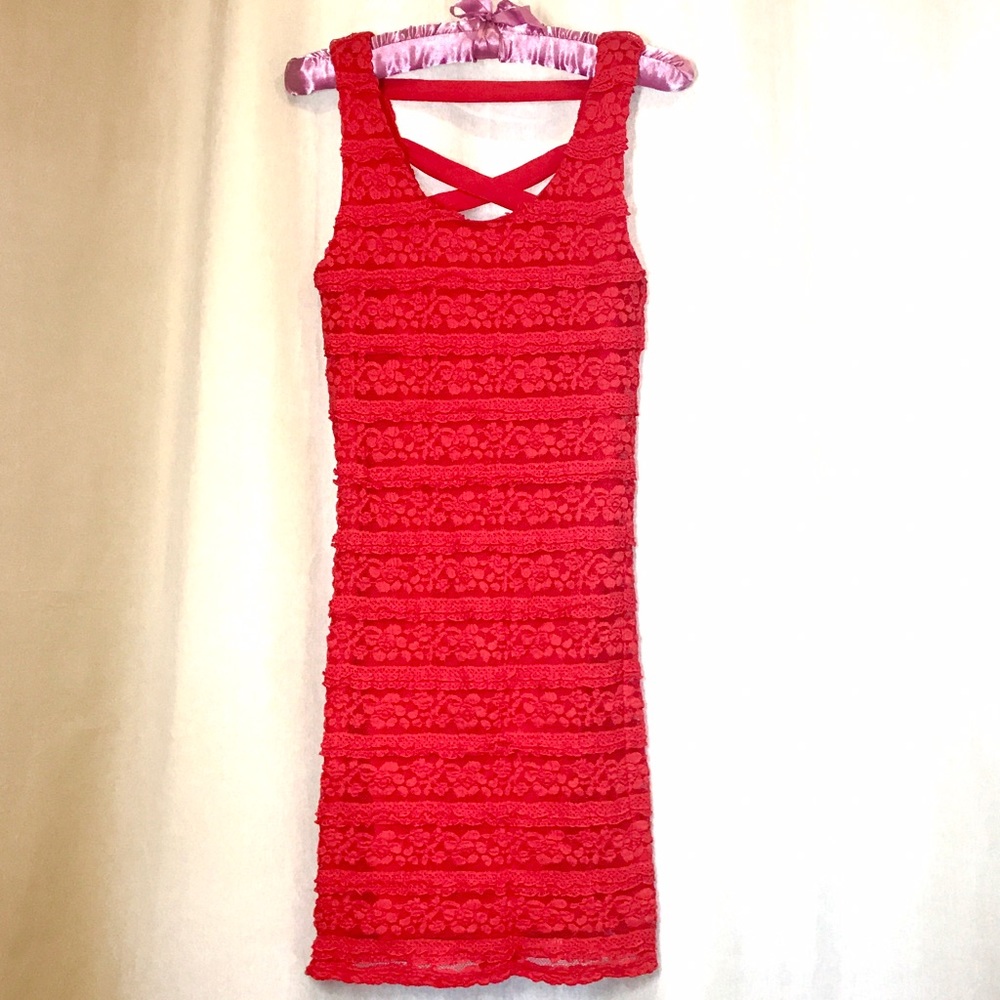 🎀Red lace dress in size M👗