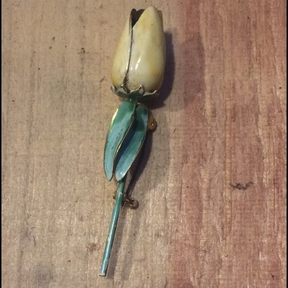 Tulip pin