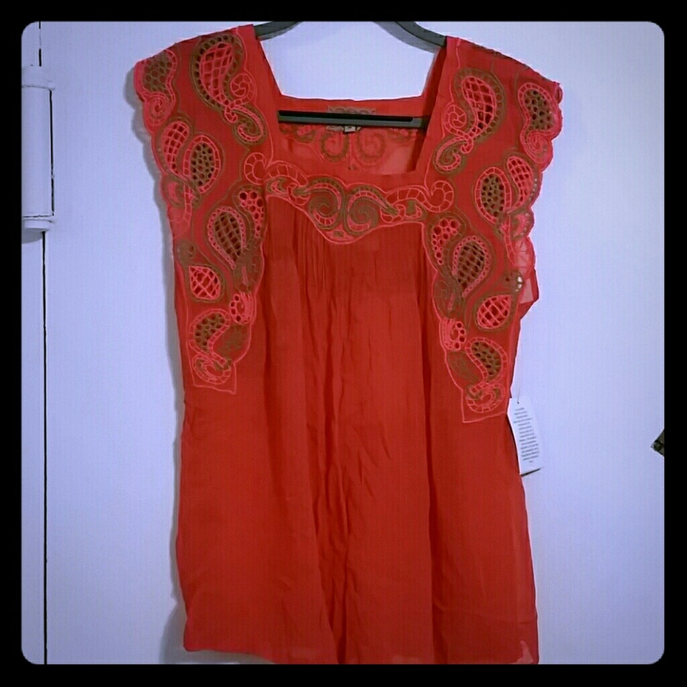 ISATO TOP SIZE M FROM ANTHROPOLGY
