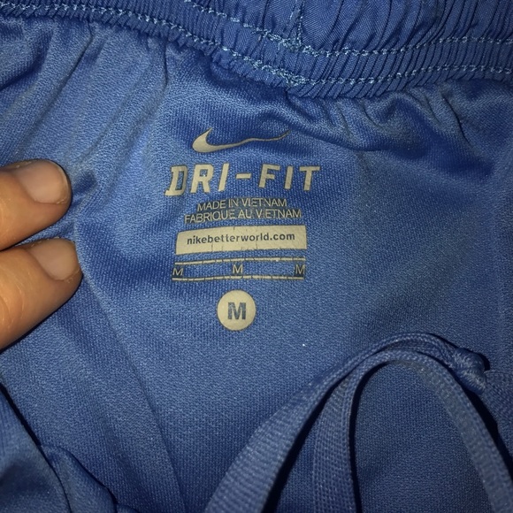 Nike Dri-Fit shorts - Picture 2 of 3