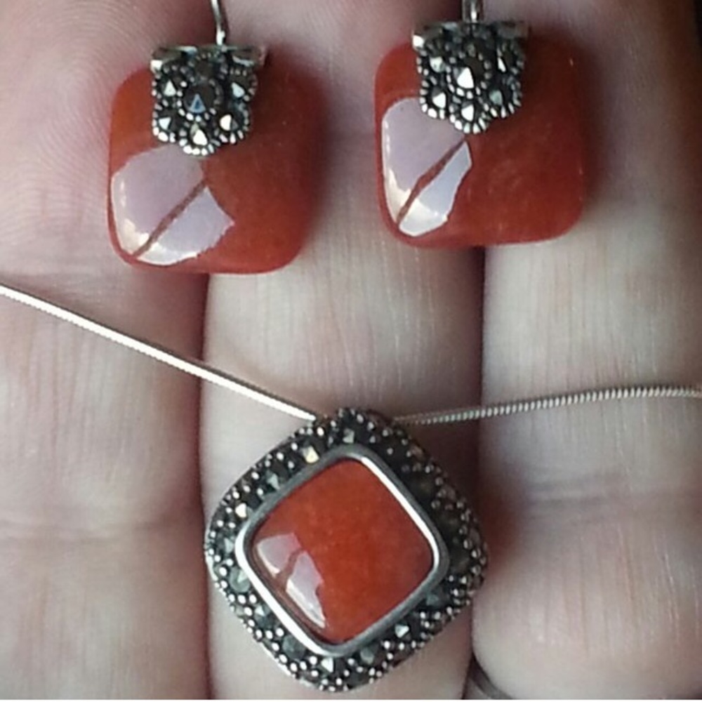 New! Set! Genuine Coral Marcasite .925 set + gift