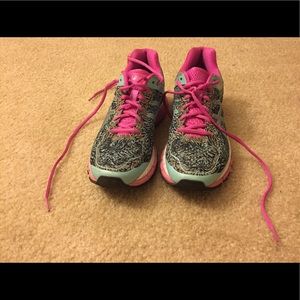 Women's Asics GEL-kayano 22