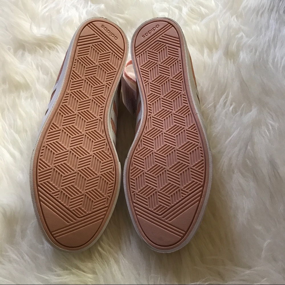 New Adidas Blush Pink Suede Sneakers size 7.5 - Picture 3 of 5