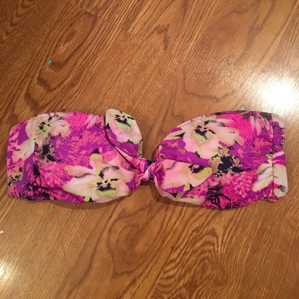 VICTORIAS SECRET BIKINI TOP