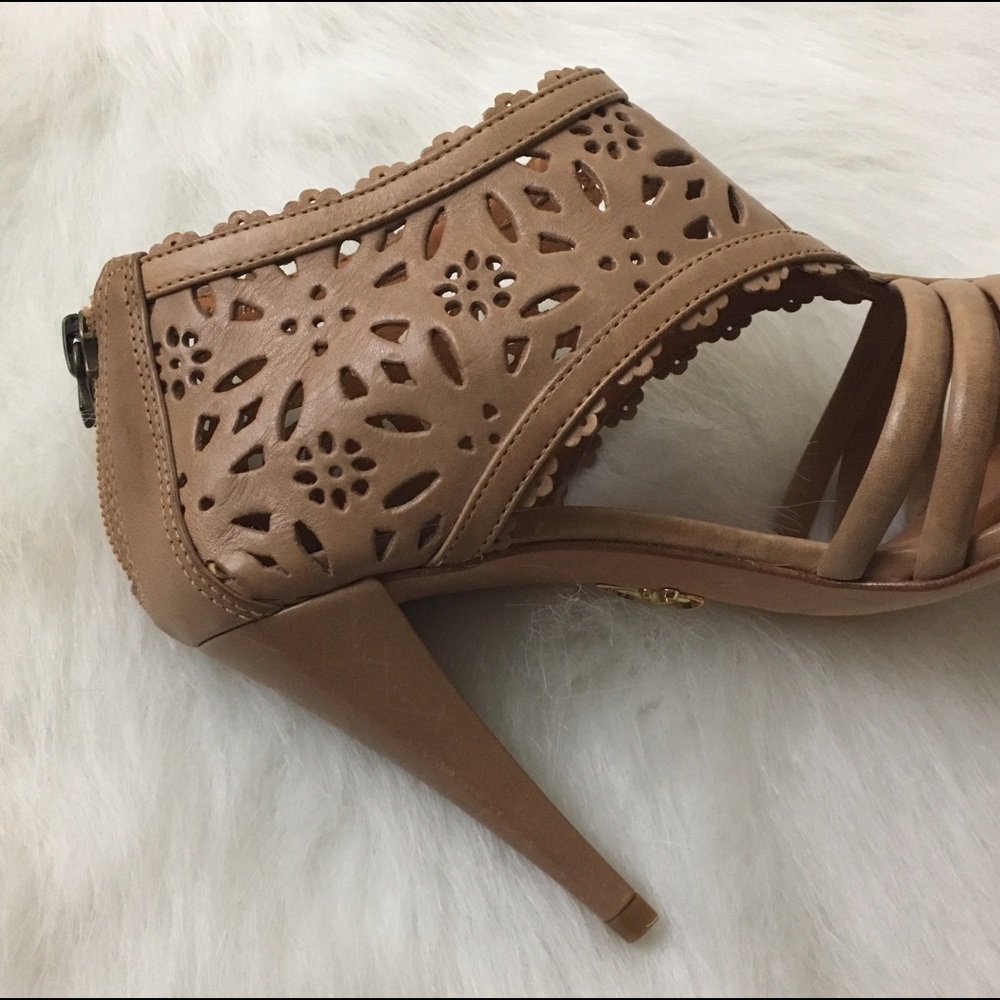 Pour la Victorie Leather Heels, Size 6.5 - Picture 5 of 8