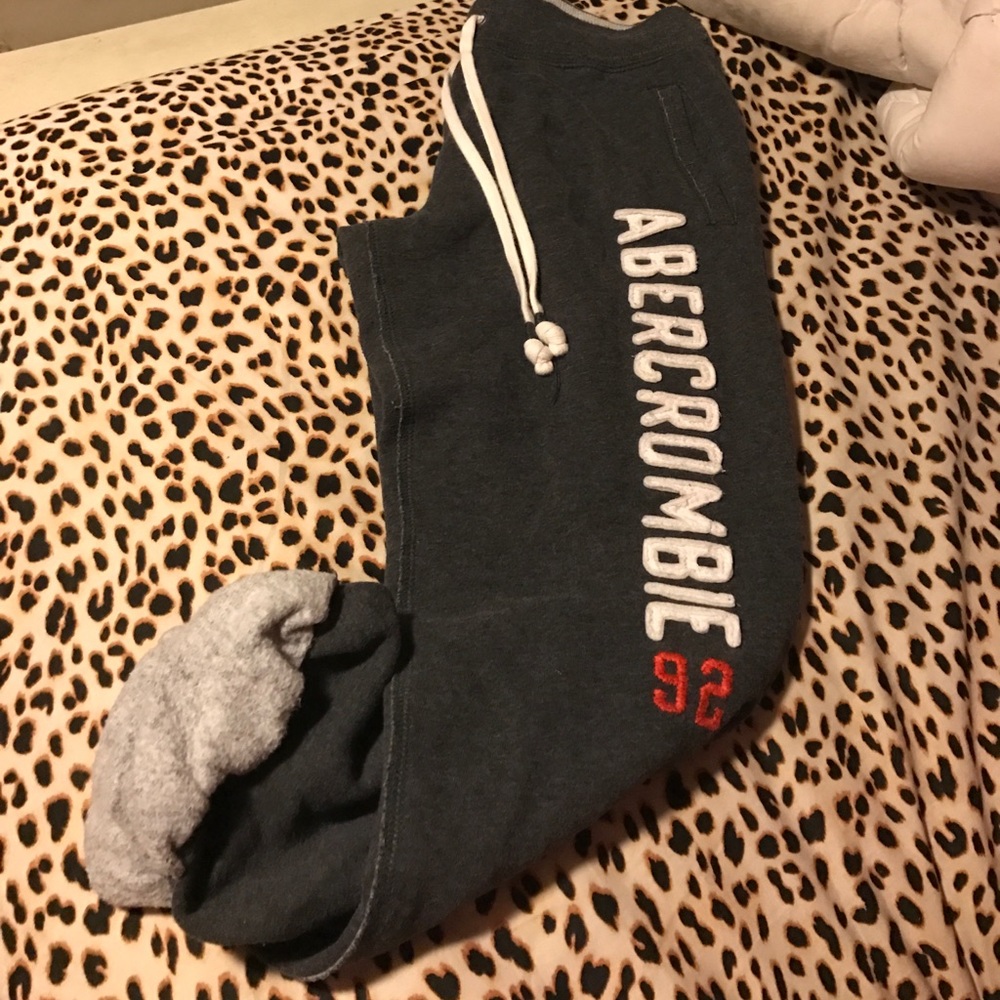 Abercrombie & Fitch Capri sweats