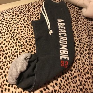 Abercrombie & Fitch Capri sweats