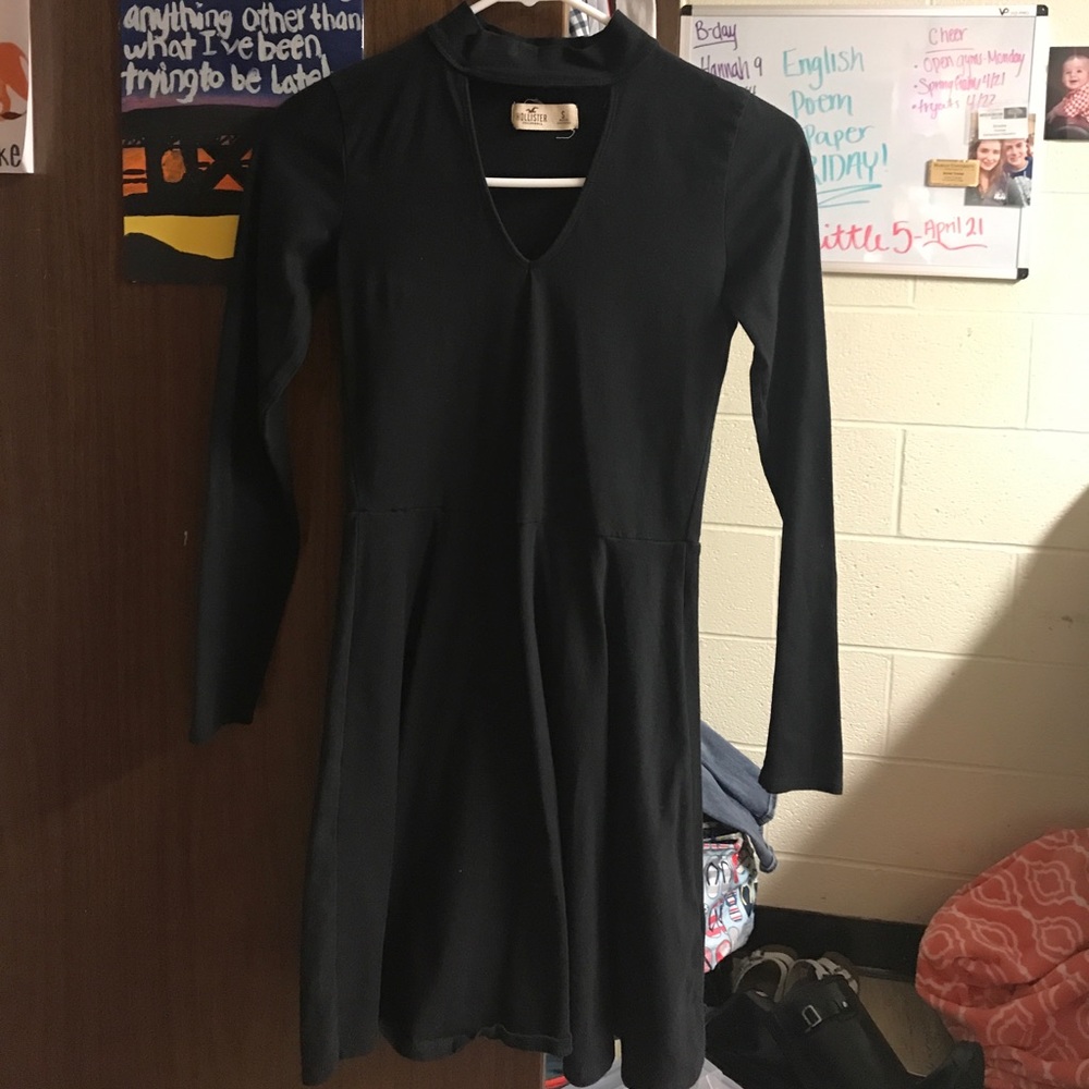 Black Hollister dress
