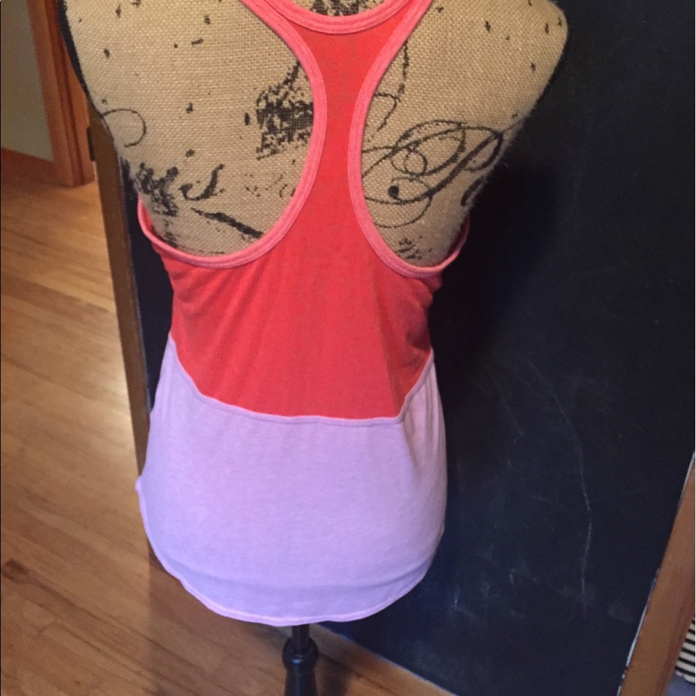 Tennis top - Picture 5 of 5