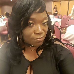 Meet your Posher, Marcia