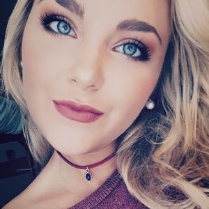 Suede choker with blue gem