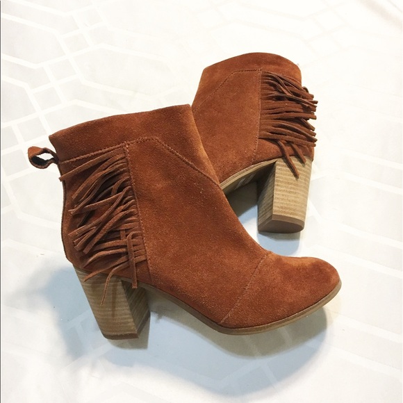 TOMS Shoes - ❤️HP❤️ TOMS Lunata Cognac Fringe Suede Booties