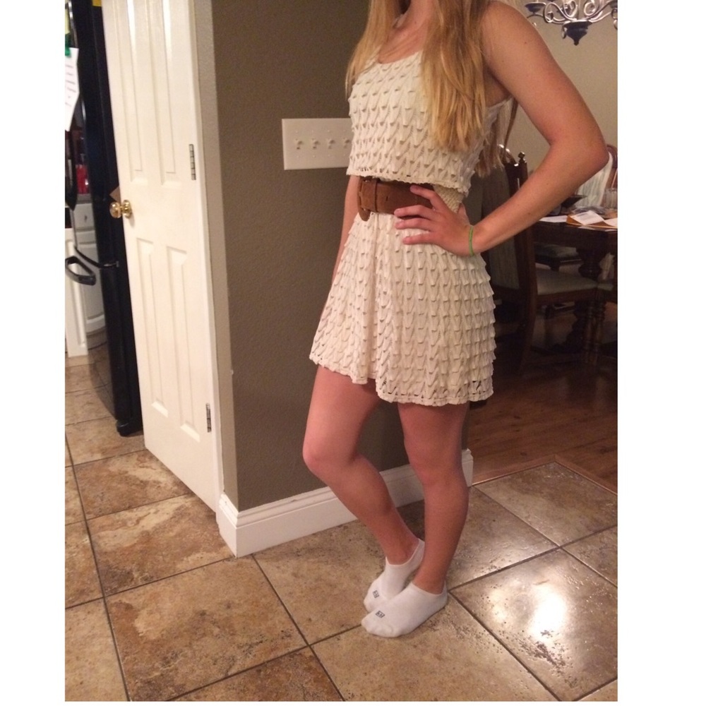 A lace white dress