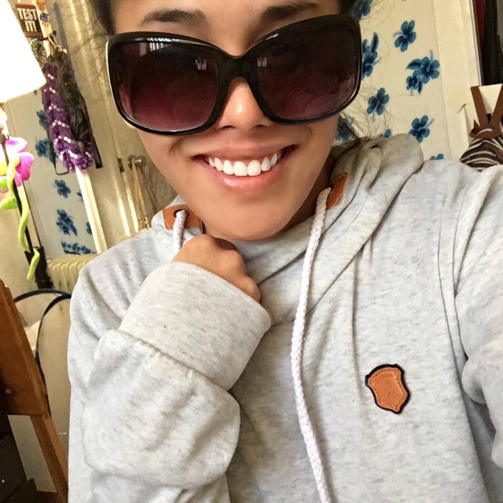✨SUNGLASSES✨ - Picture 4 of 4