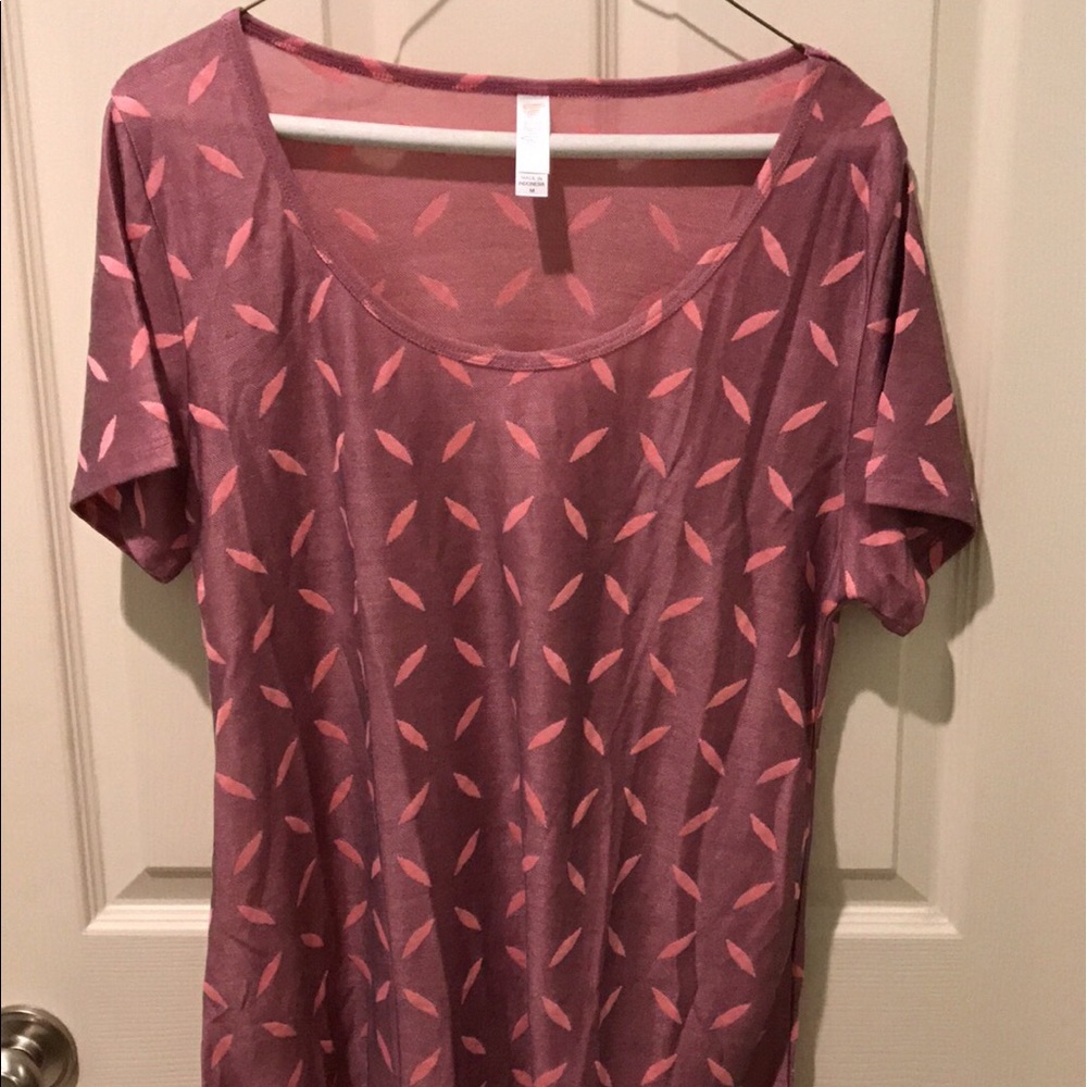 Lularoe Pink Medium Jacquard Classic T NWOT