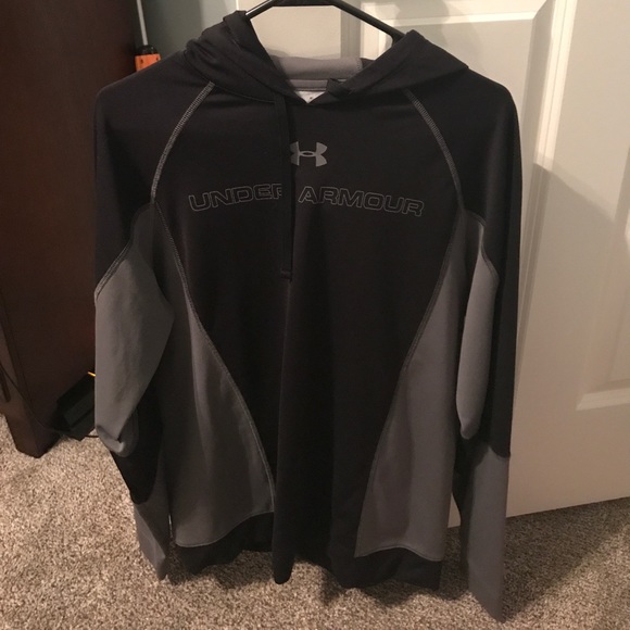 Under Armour Other - Under Armour hooded shirt