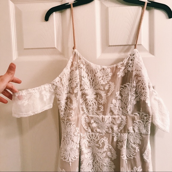 White lace dress sz Med NWT!! - Picture 4 of 8