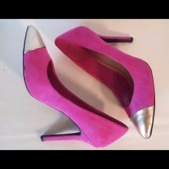 🐝Mossimo Deep Hot Pink & Gold Heels Size 10🐝 - Picture 2 of 6