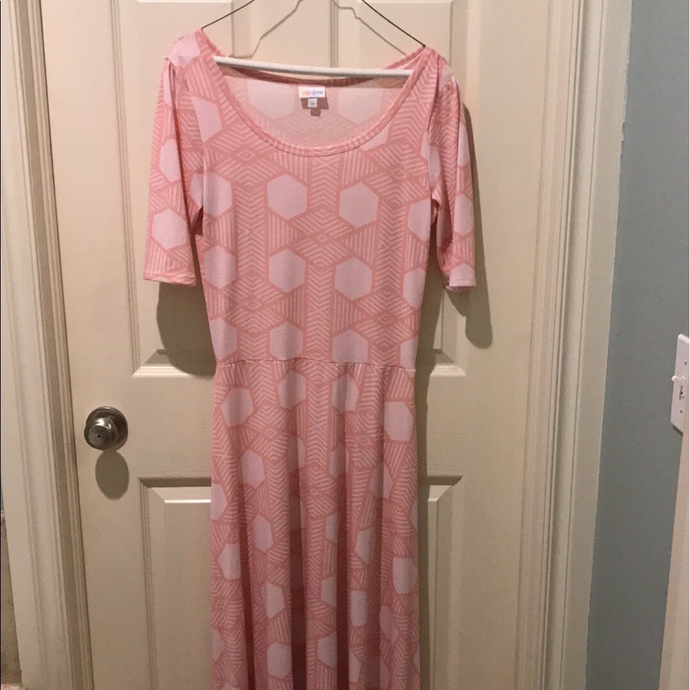 LuLaRoe Pink Geometric Medium Ana NWOT
