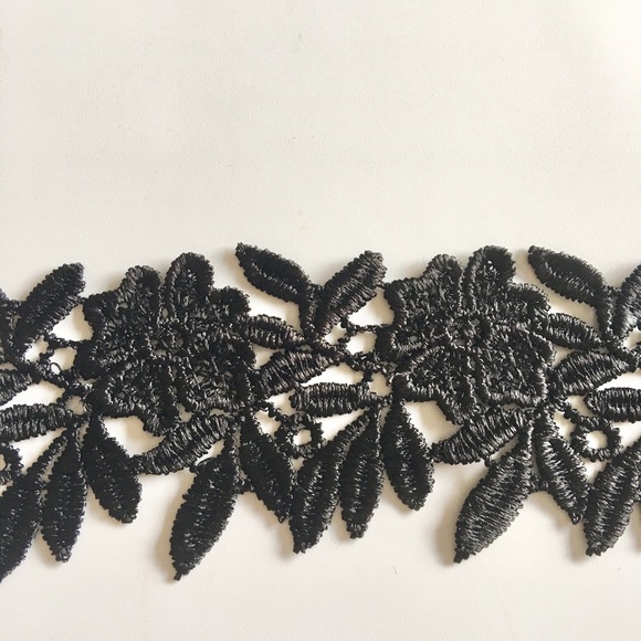 Black Lace Gothic Punk Chocker Vintage Gold Party - Picture 3 of 3