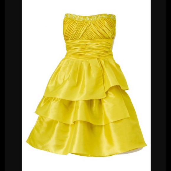 Jessica Simpson Tiered Dress - Picture 2 of 3