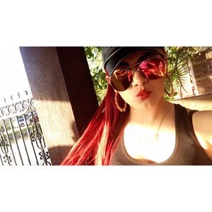 Meet your Posher, Rosmery