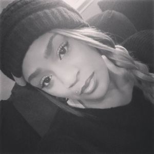 Meet your Posher, Ebony