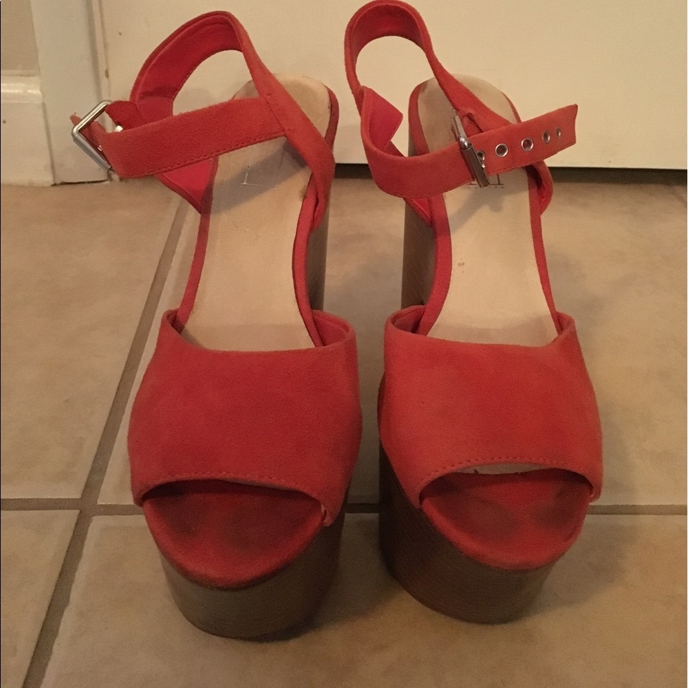 Platform heels - Picture 3 of 5