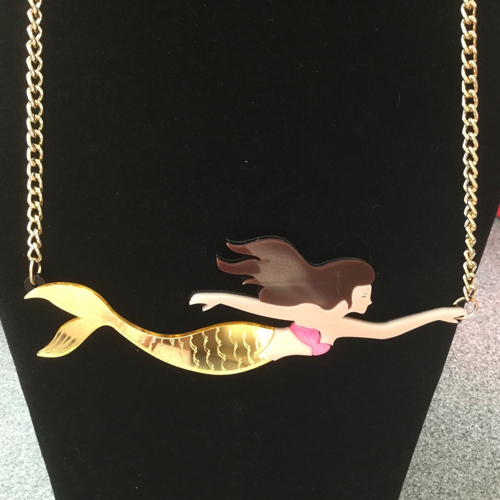 Mermaid Necklace - Picture 2 of 4